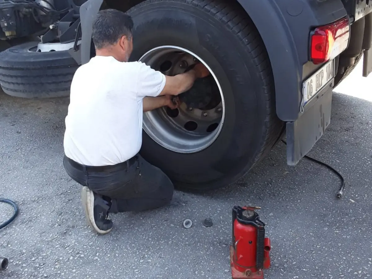 Kocaköy Oto Lastikçi